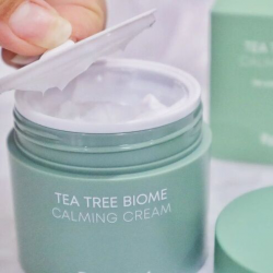 Успокаивающий крем с биомом чайного дерева Farm Stay Tea Tree Biome Calming Cream